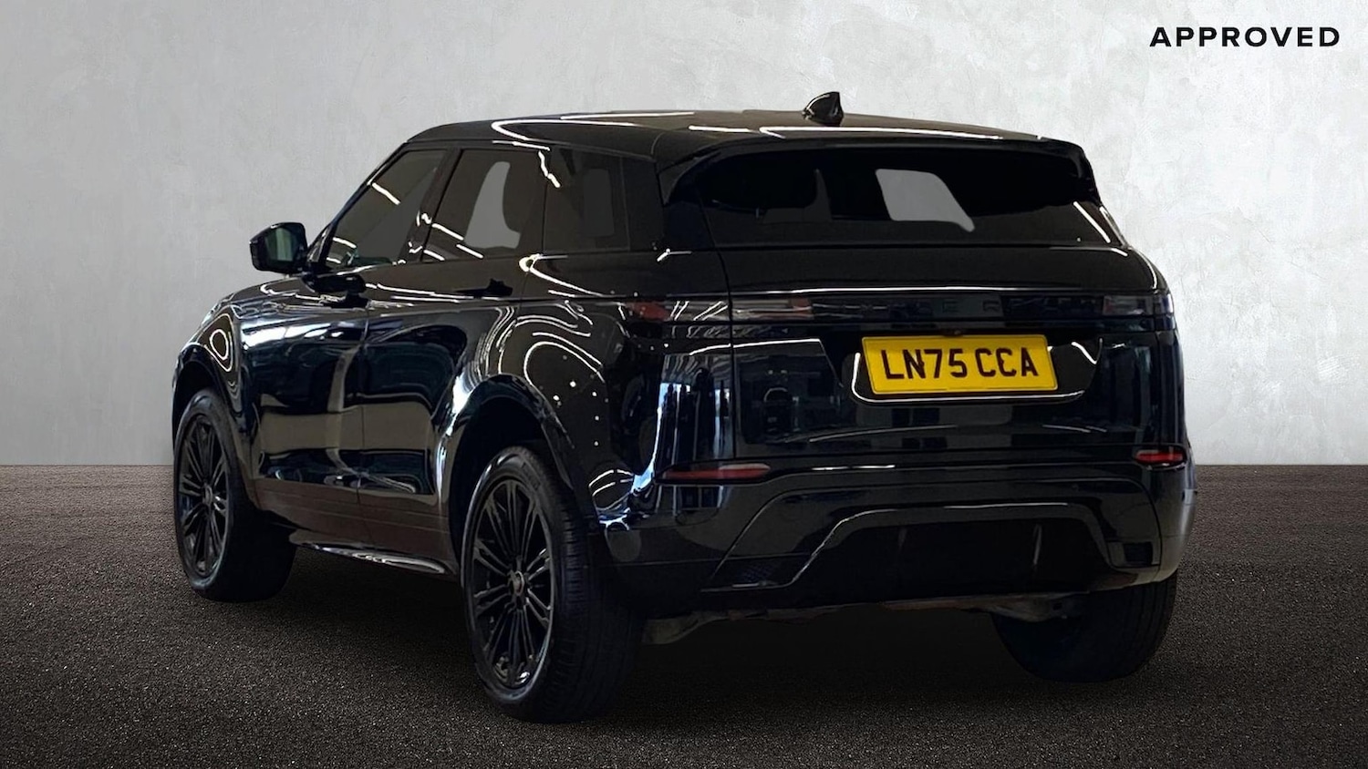 Used Land Rover Range Rover Evoque 2025 for sale - 78191421: Photo 2