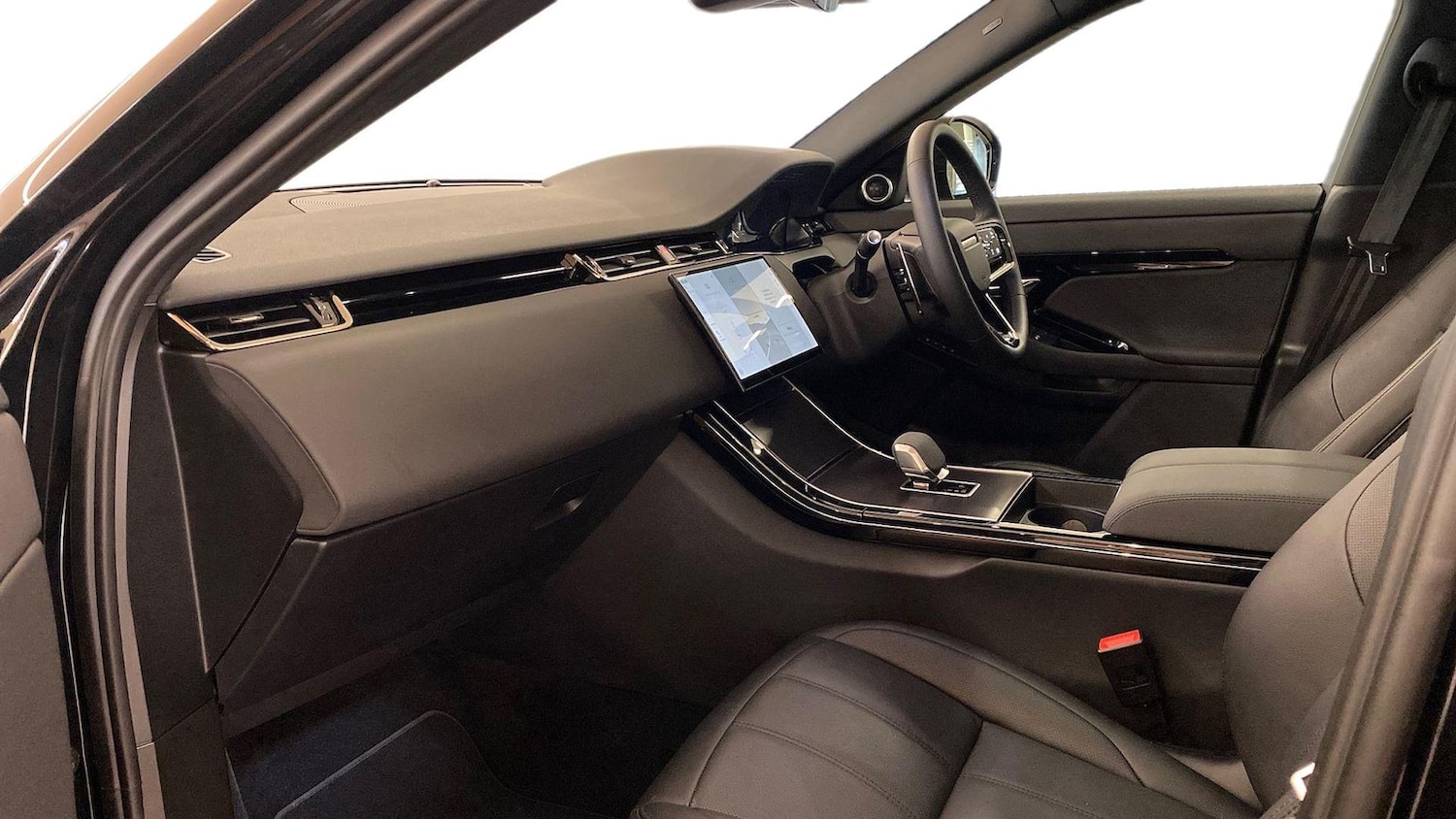 Used Land Rover Range Rover Evoque 2025 for sale - 78191421: Photo 3