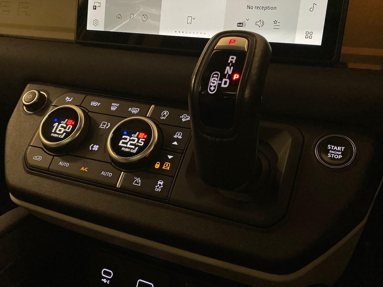 Used Land Rover Defender 2023 for sale - 76478234: Photo 13