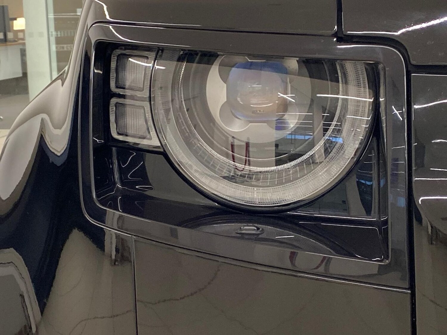 Used Land Rover Defender 2023 for sale - 76478234: Photo 17