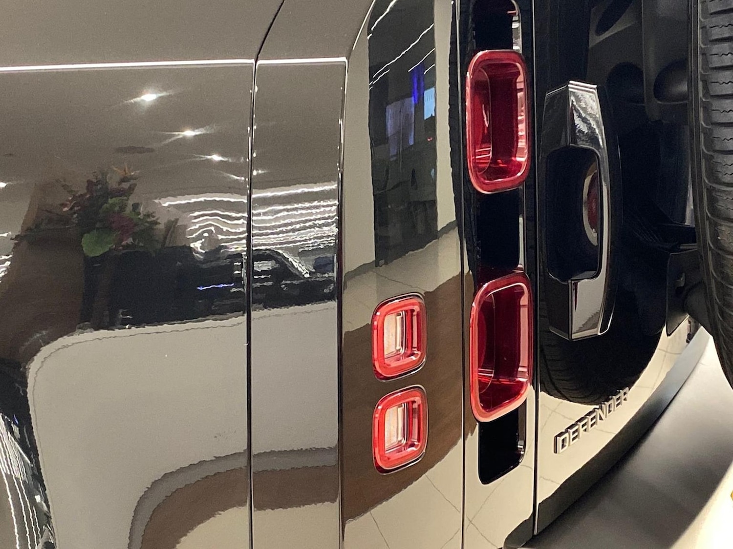 Used Land Rover Defender 2023 for sale - 76478234: Photo 19