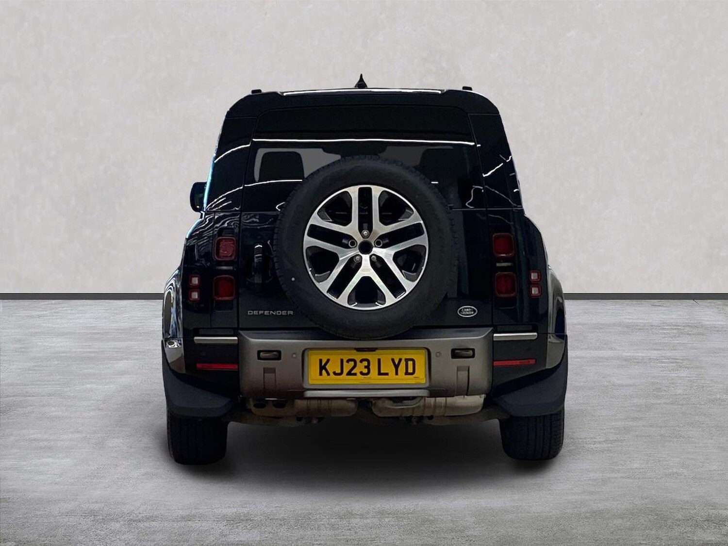 Used Land Rover Defender 2023 for sale - 76478234: Photo 6