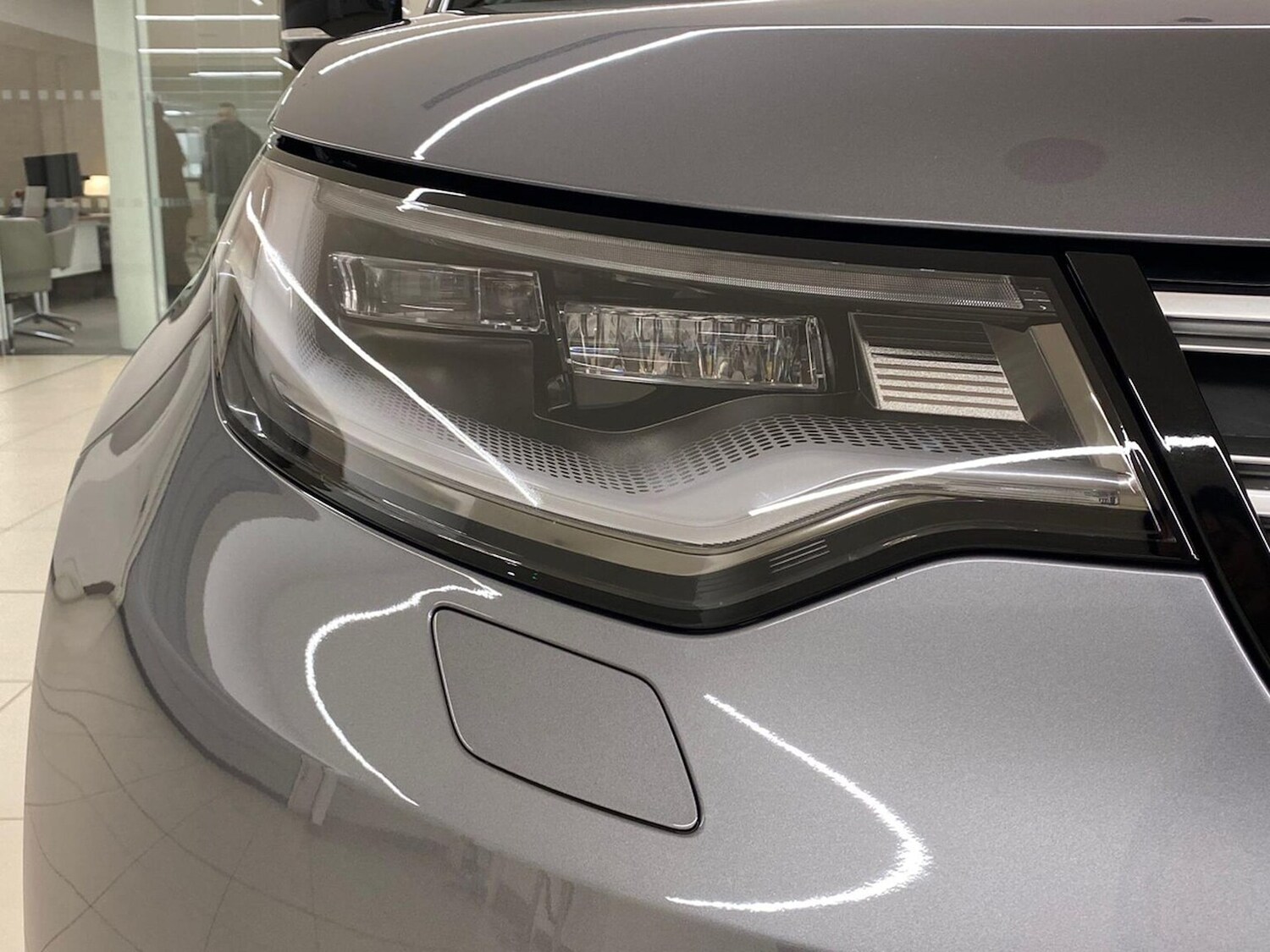 Used Land Rover Discovery 2025 for sale - 77489550: Photo 17