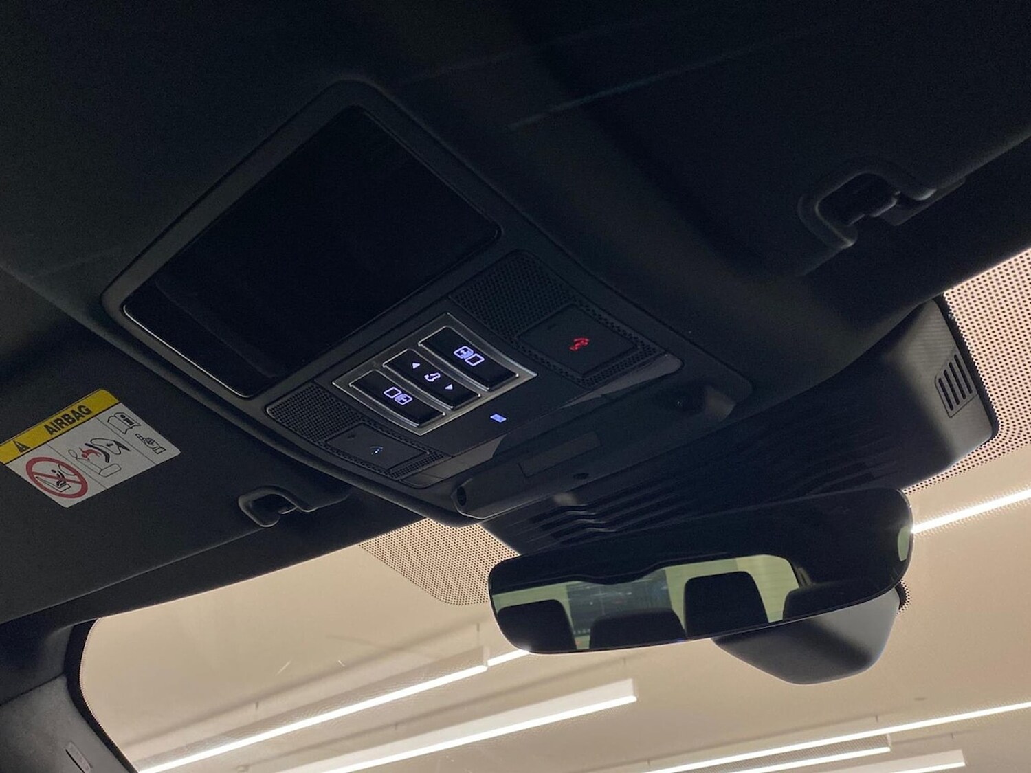 Used Land Rover Discovery 2025 for sale - 77489550: Photo 23