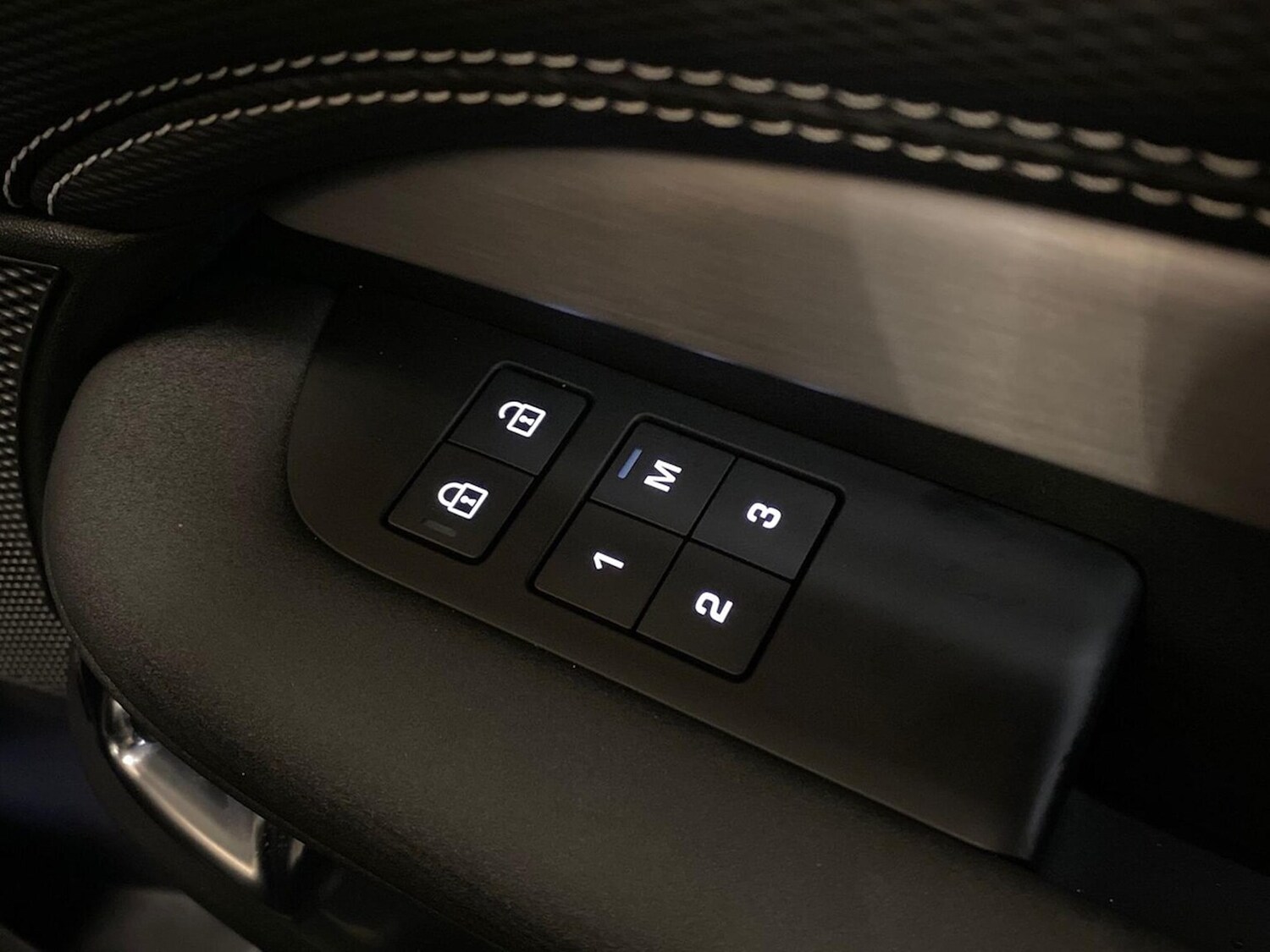 Used Land Rover Discovery 2025 for sale - 77489550: Photo 25