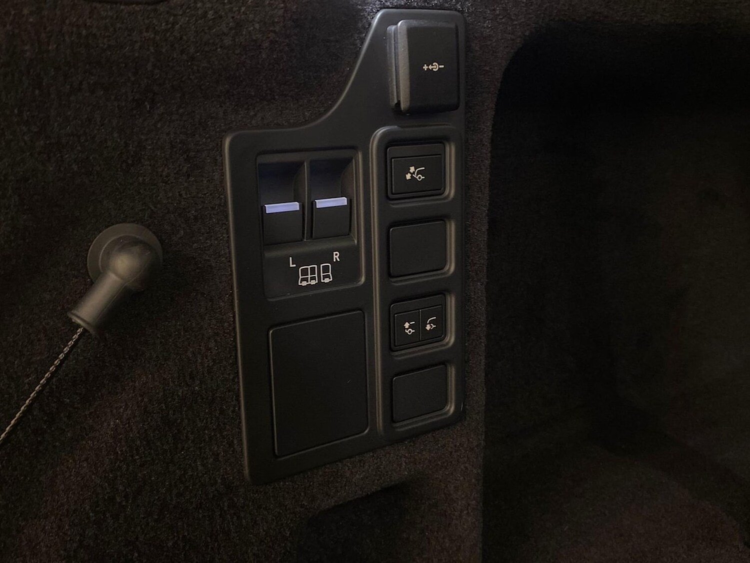 Used Land Rover Discovery 2025 for sale - 77489550: Photo 27