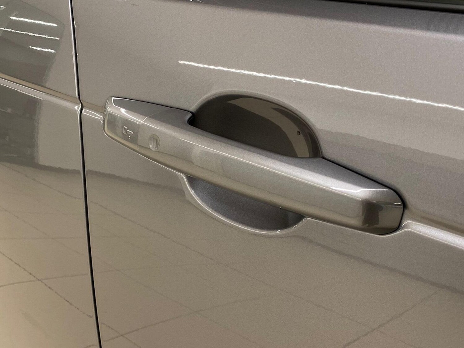 Used Land Rover Discovery 2025 for sale - 77489550: Photo 32