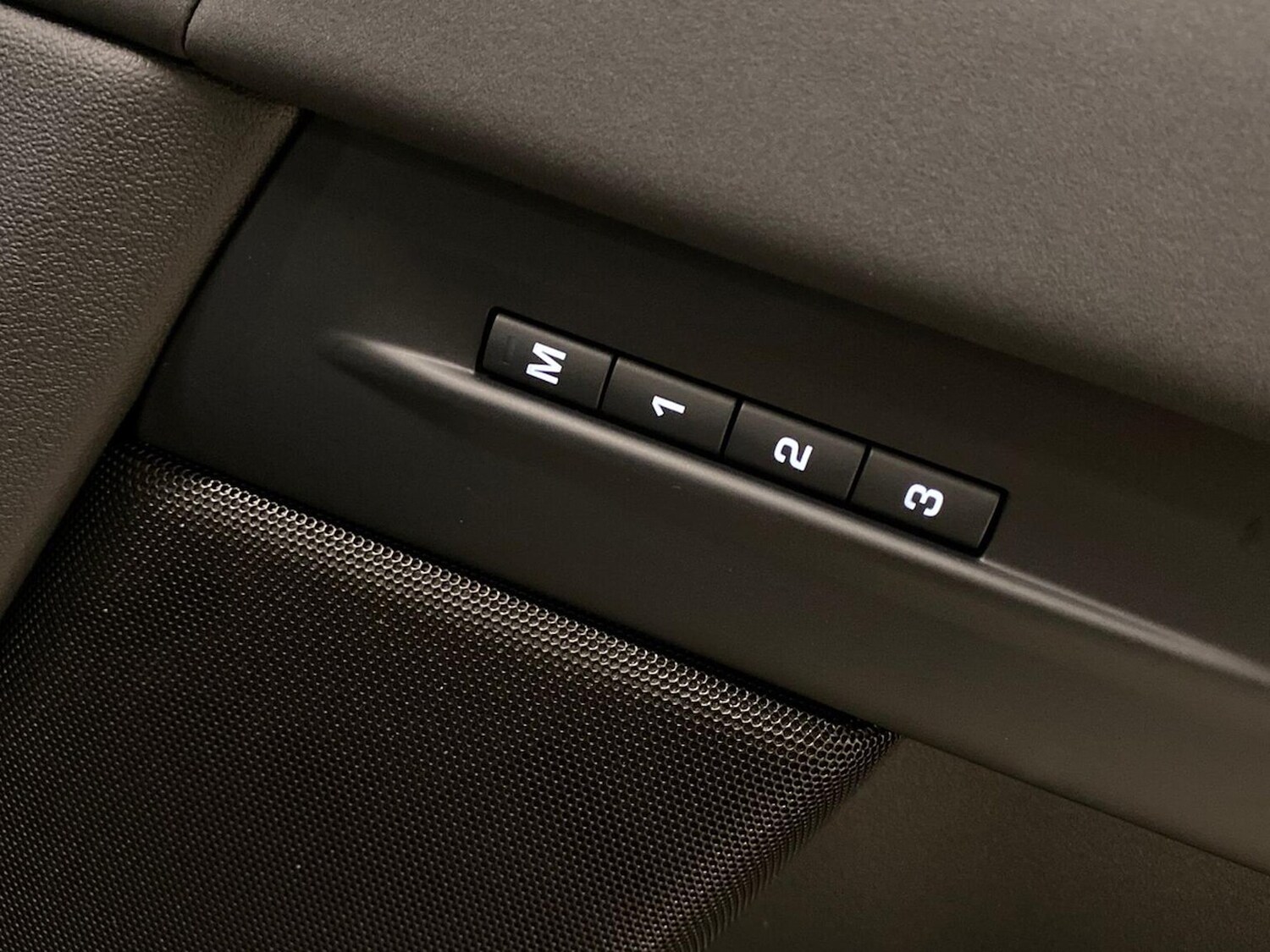 Used Land Rover Range Rover Evoque 2025 for sale - 78191581: Photo 27