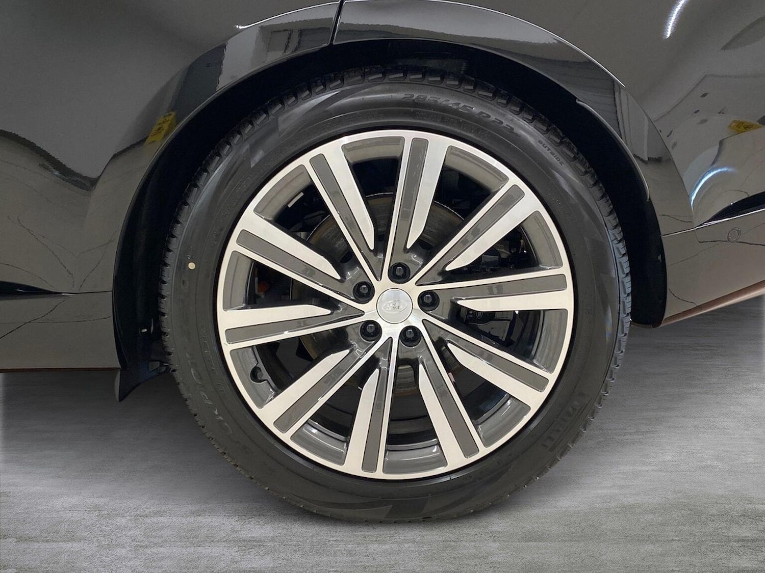 Used Land Rover Range Rover 2025 for sale - 77610105: Photo 8