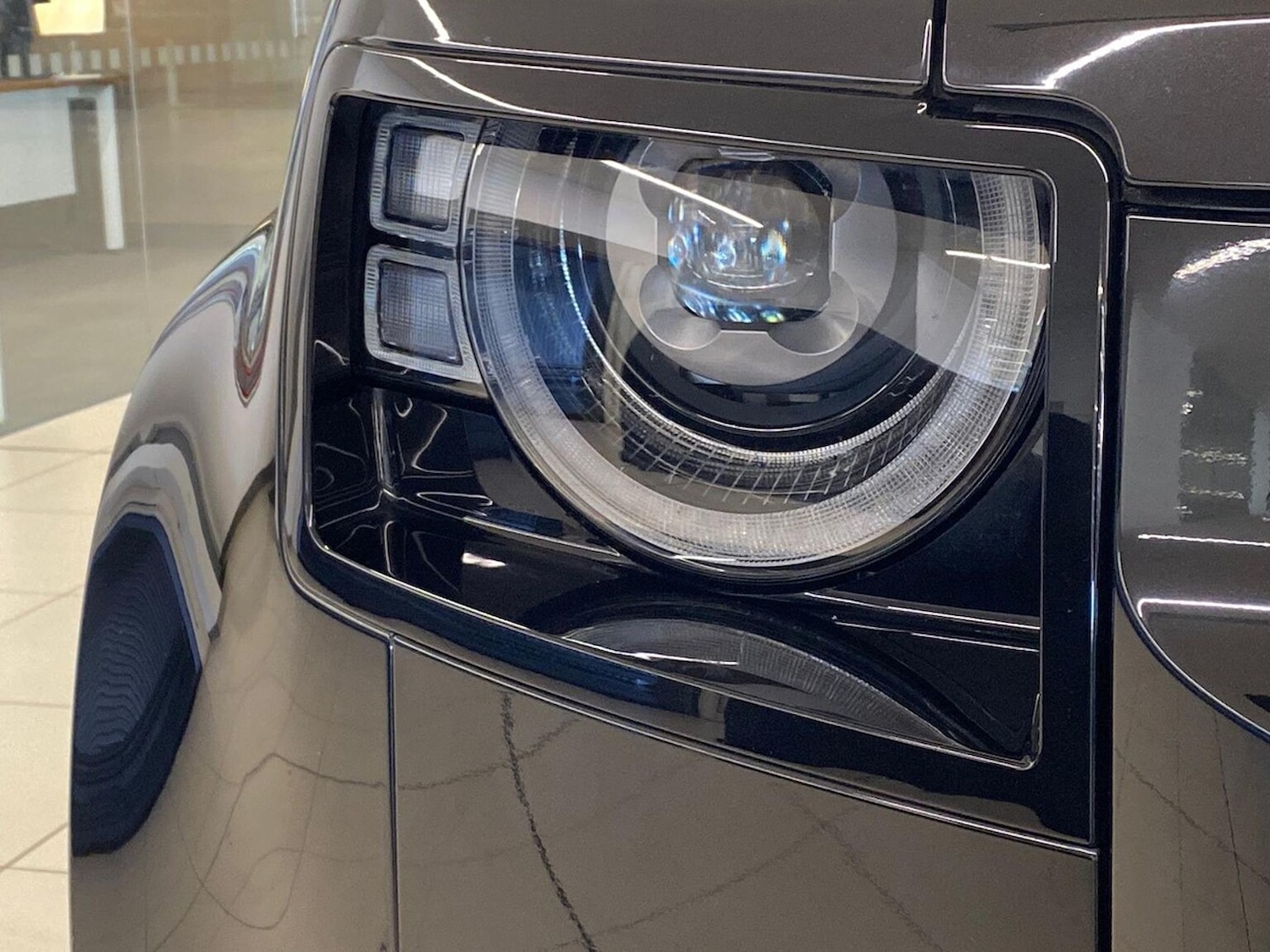 Used Land Rover Defender 2023 for sale - 76832033: Photo 17