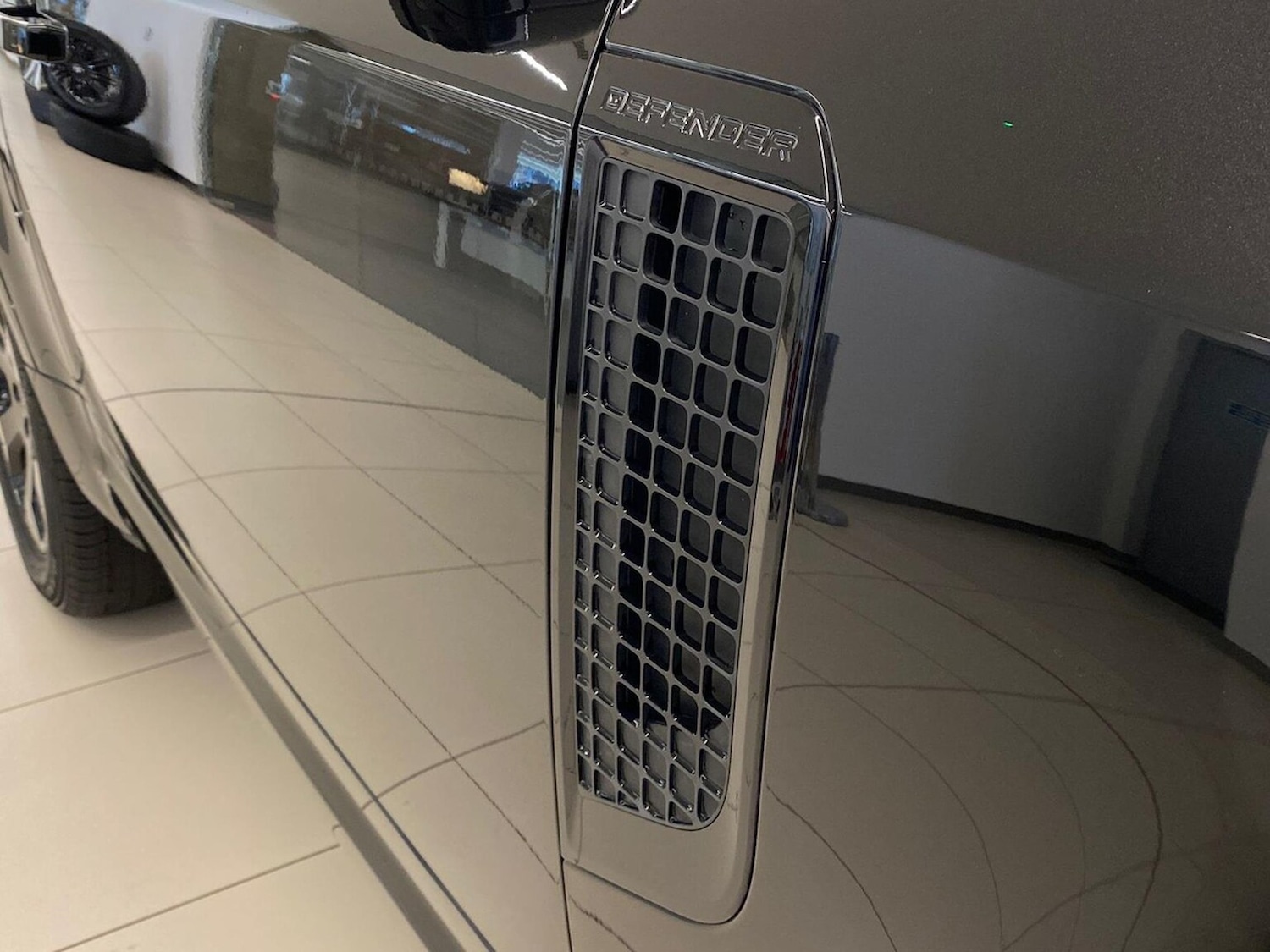 Used Land Rover Defender 2023 for sale - 76832033: Photo 28