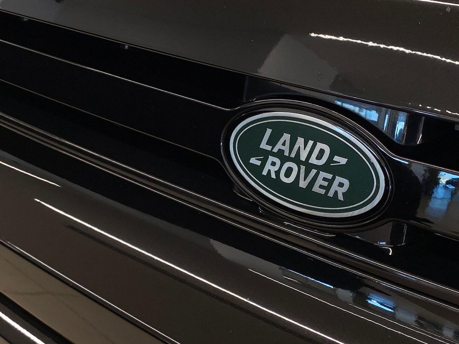 Used Land Rover Defender 2023 for sale - 76832033: Photo 31