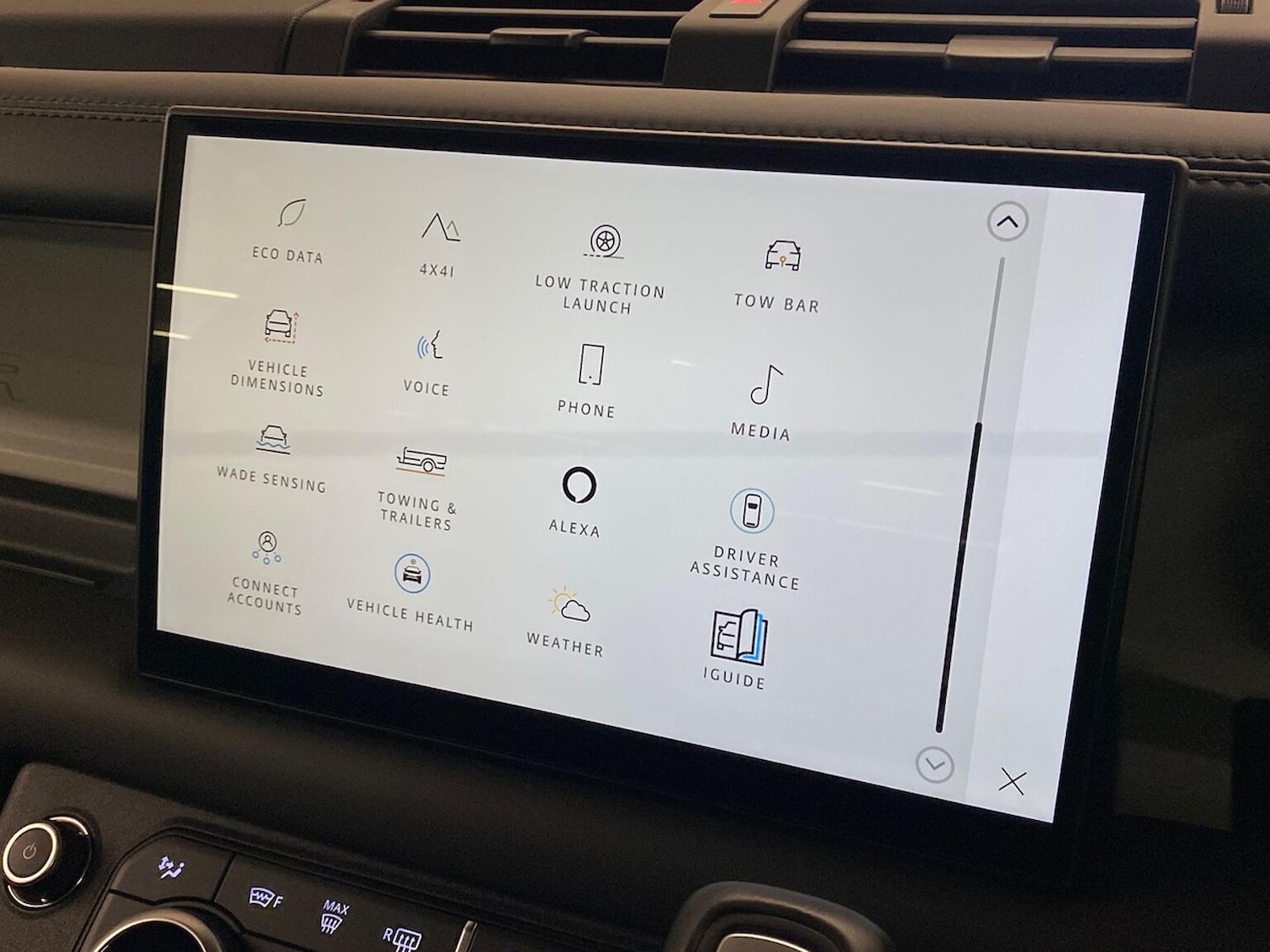 Used Land Rover Defender 2023 for sale - 76832033: Photo 38