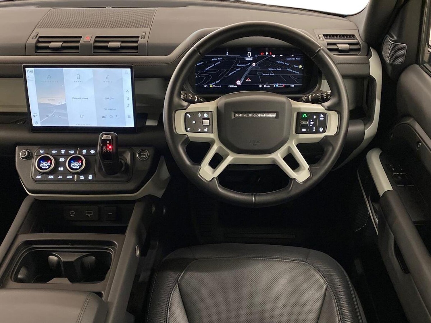 Used Land Rover Defender 2024 for sale - 76510774: Photo 15