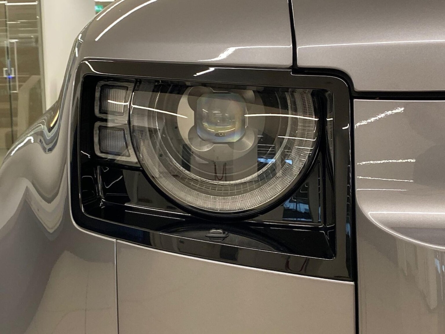 Used Land Rover Defender 2024 for sale - 76510774: Photo 17