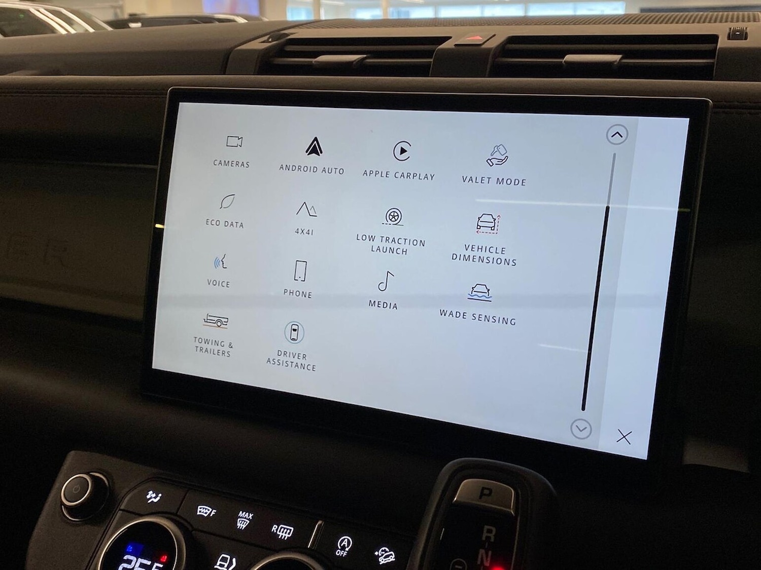 Used Land Rover Defender 2024 for sale - 76510774: Photo 40