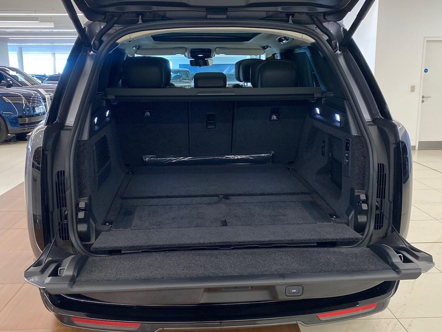 Used Land Rover Range Rover 2025 for sale - 77846724: Photo 10