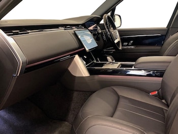 Used Land Rover Range Rover 2025 for sale - 77846724: Photo