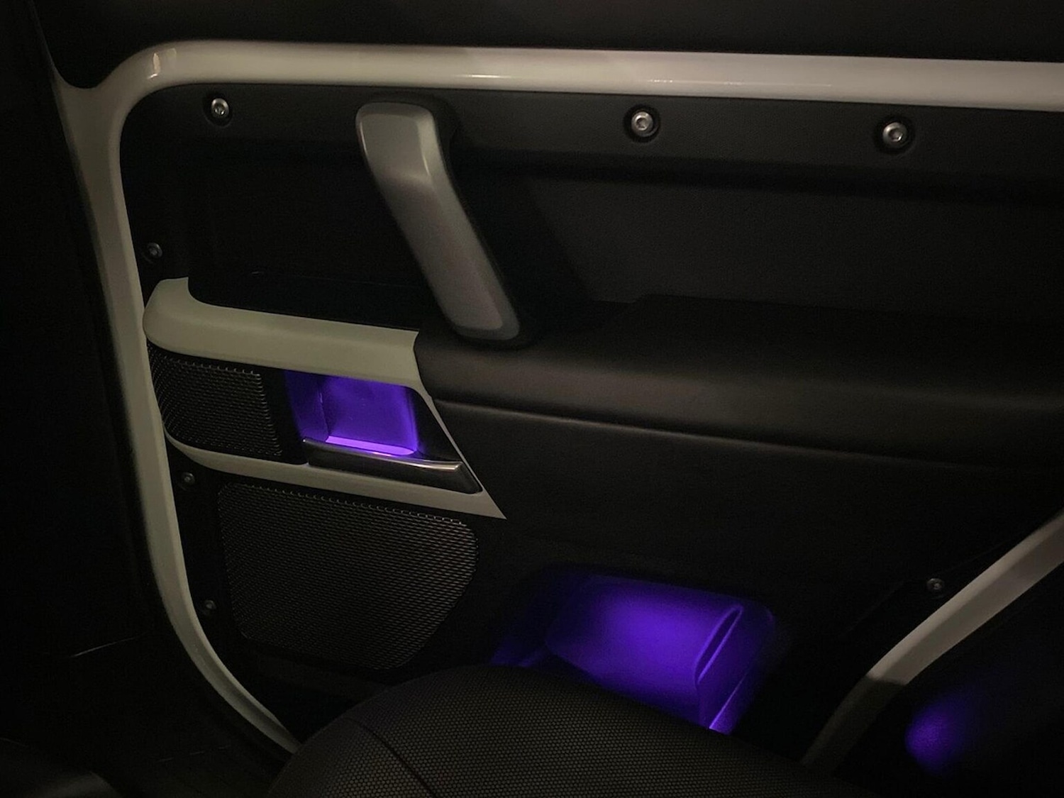 Used Land Rover Defender 2024 for sale - 78039333: Photo 37