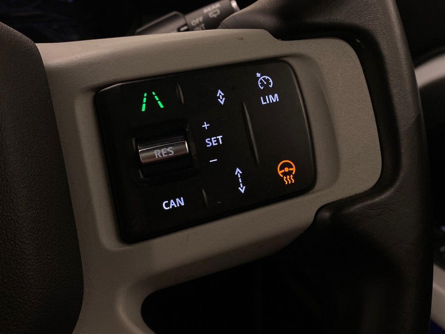 Used Land Rover Defender 2024 for sale - 78039333: Photo 38