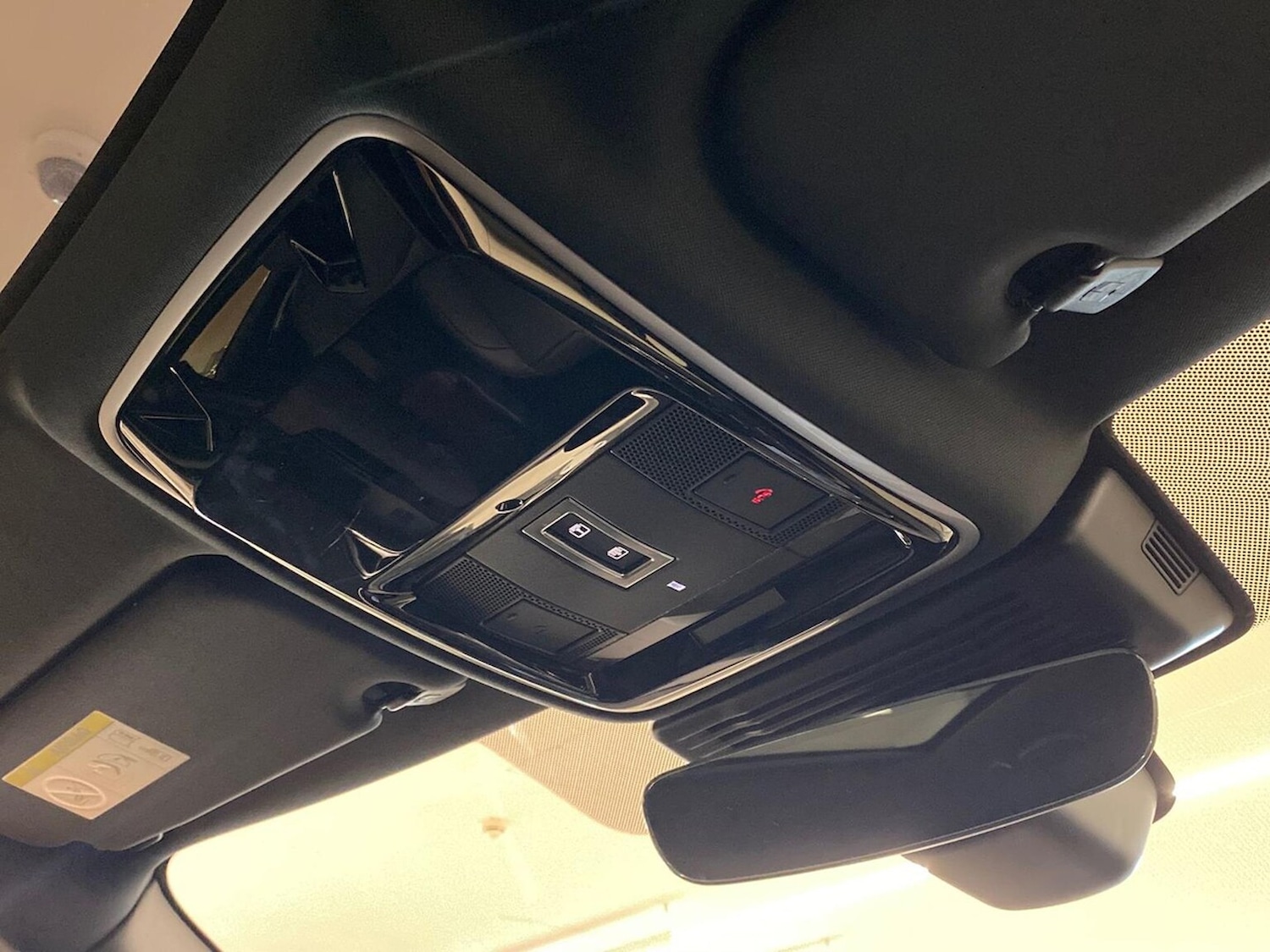 Used Land Rover Range Rover Velar 2023 for sale - 76149428: Photo 23