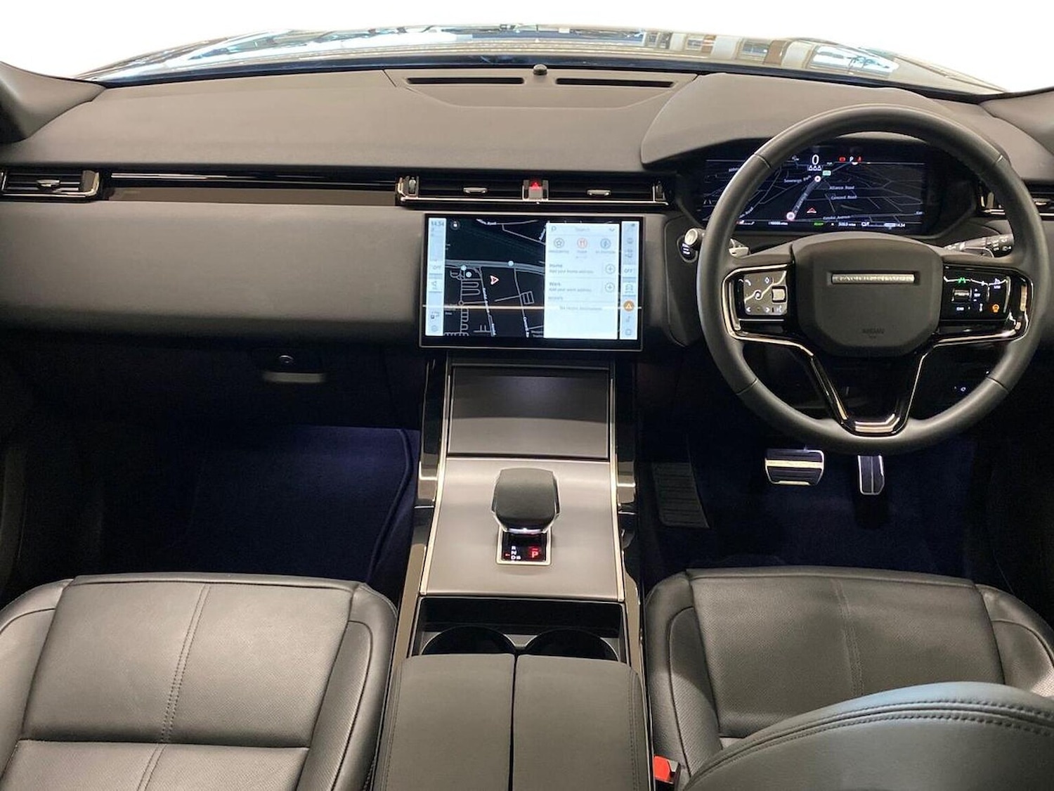 Used Land Rover Range Rover Velar 2023 for sale - 76149428: Photo 9