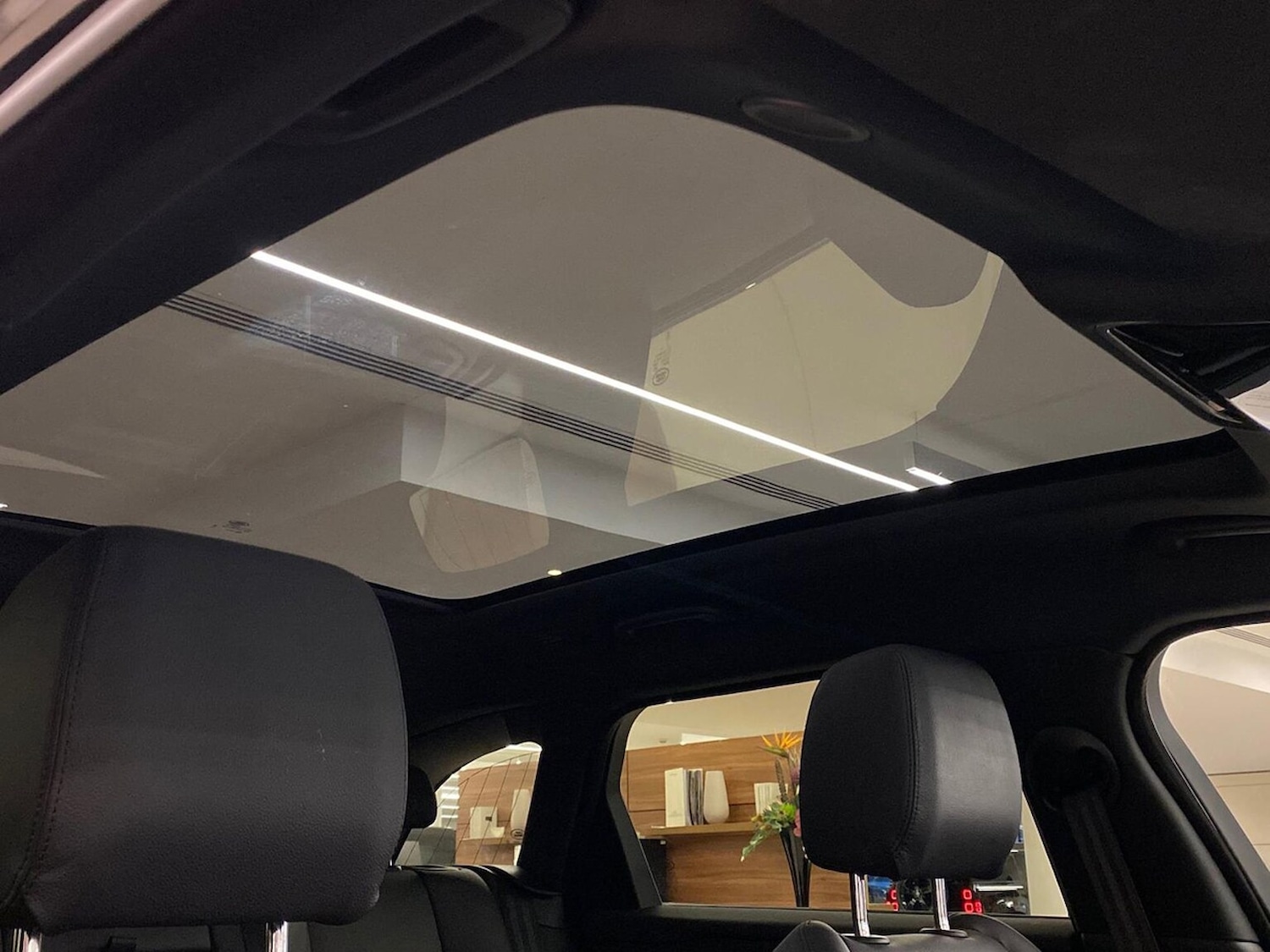 Used Land Rover Range Rover Velar 2023 for sale - 77089940: Photo 21