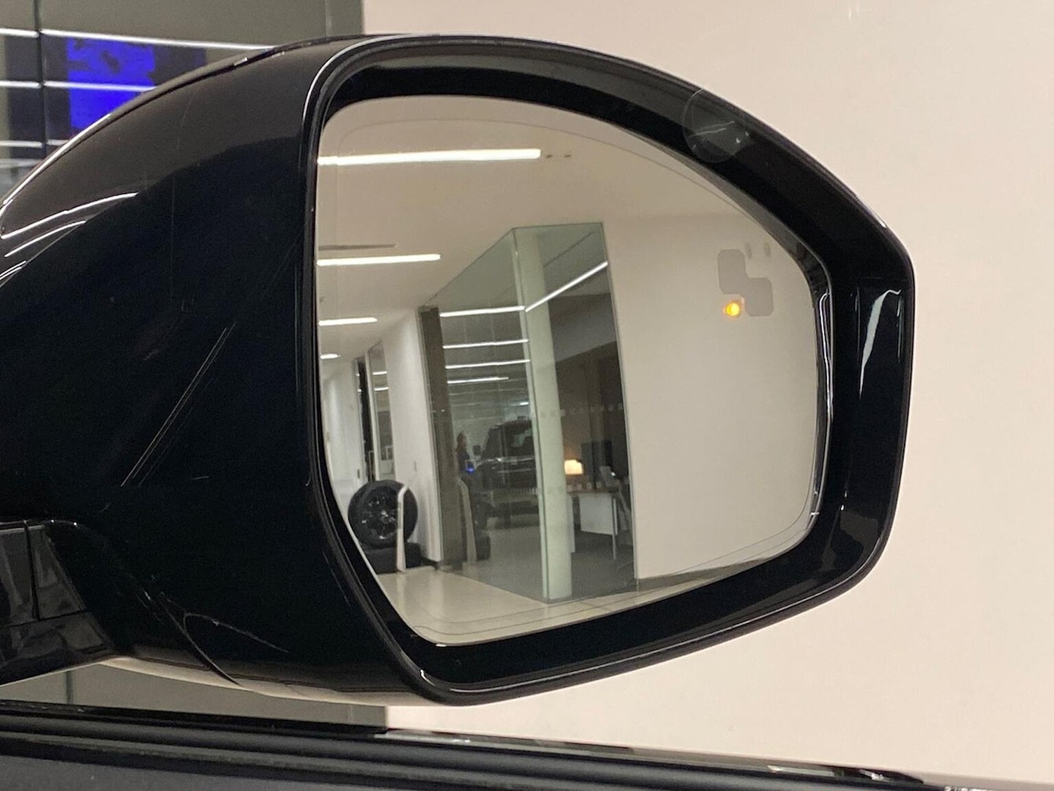 Used Land Rover Range Rover Velar 2023 for sale - 77089940: Photo 37