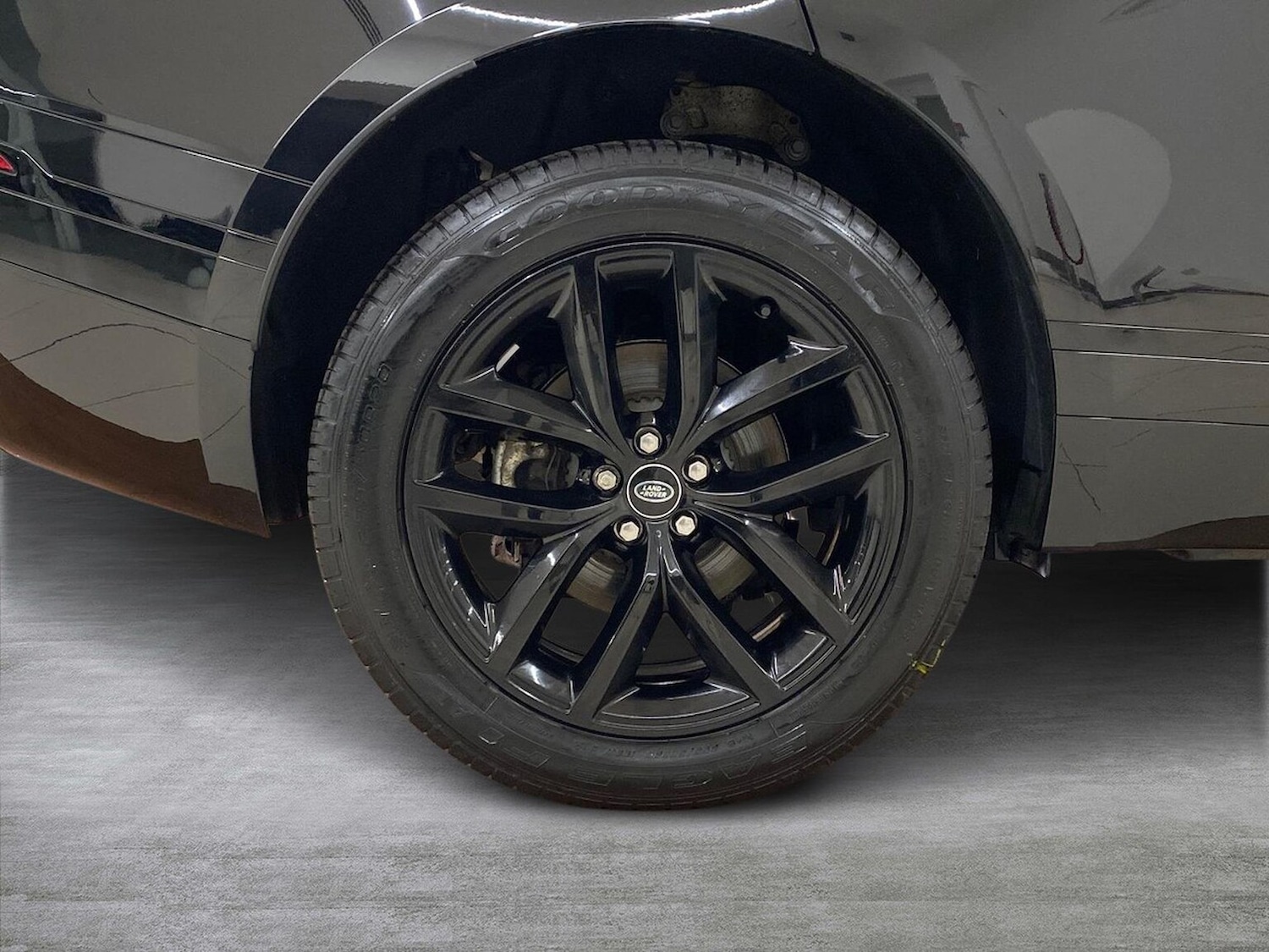 Used Land Rover Range Rover Velar 2023 for sale - 77089940: Photo 8