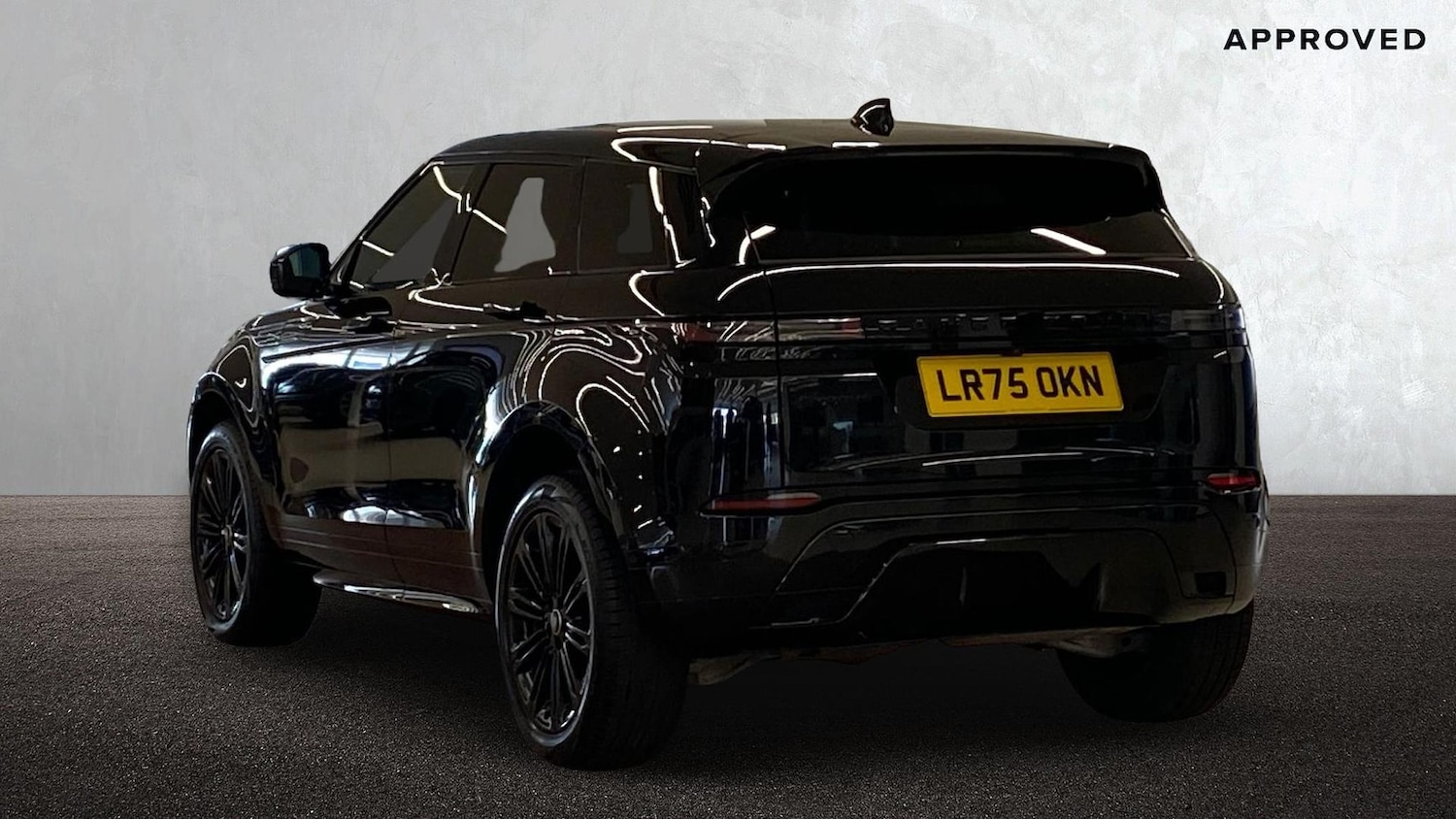 Used Land Rover Range Rover Evoque 2025 for sale - 78191413: Photo 2