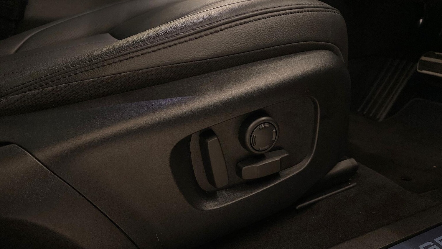 Used Land Rover Range Rover Evoque 2025 for sale - 78191413: Photo 33