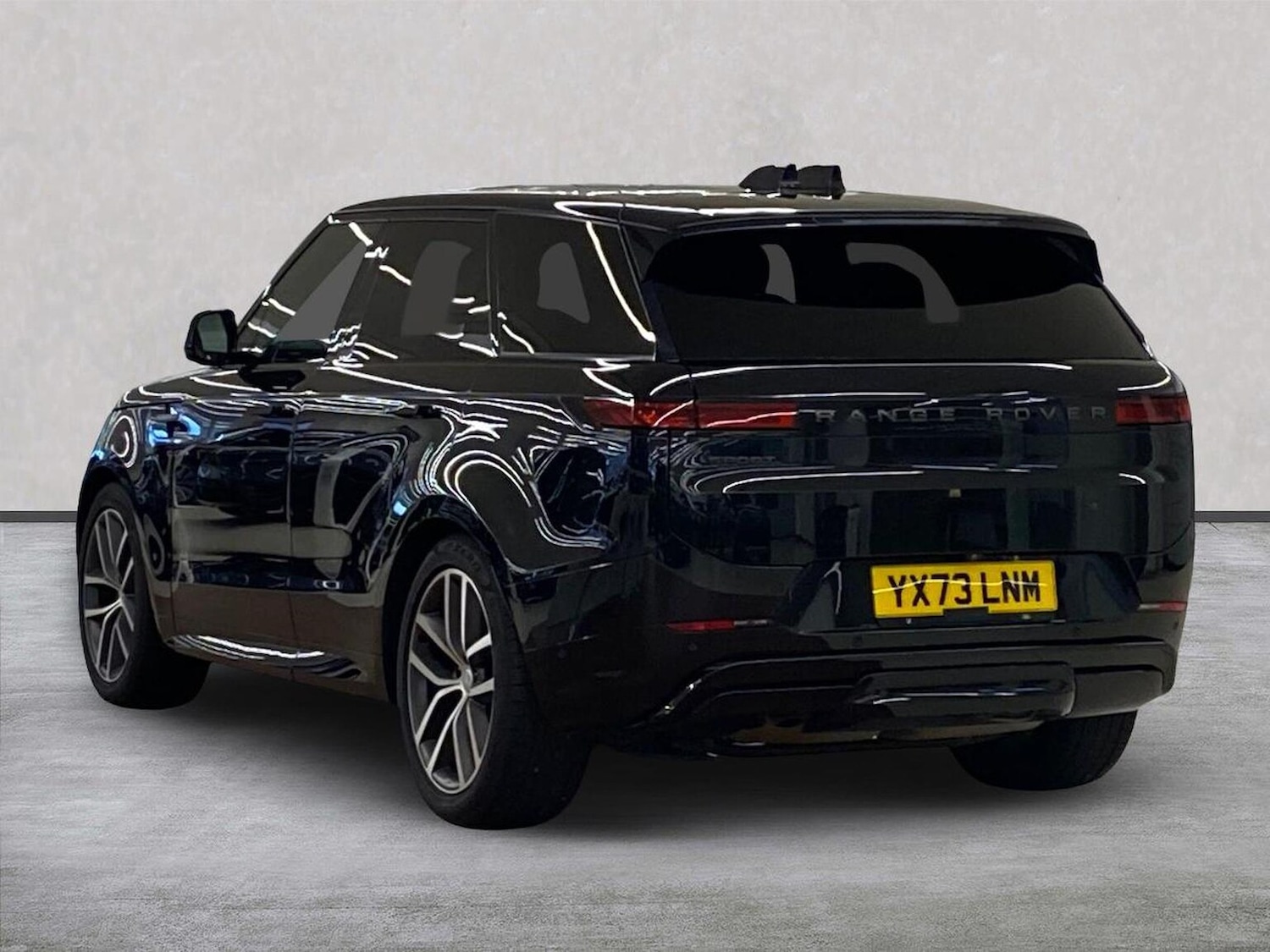 Used Land Rover Range Rover Sport 2023 for sale - 76353633: Photo 2