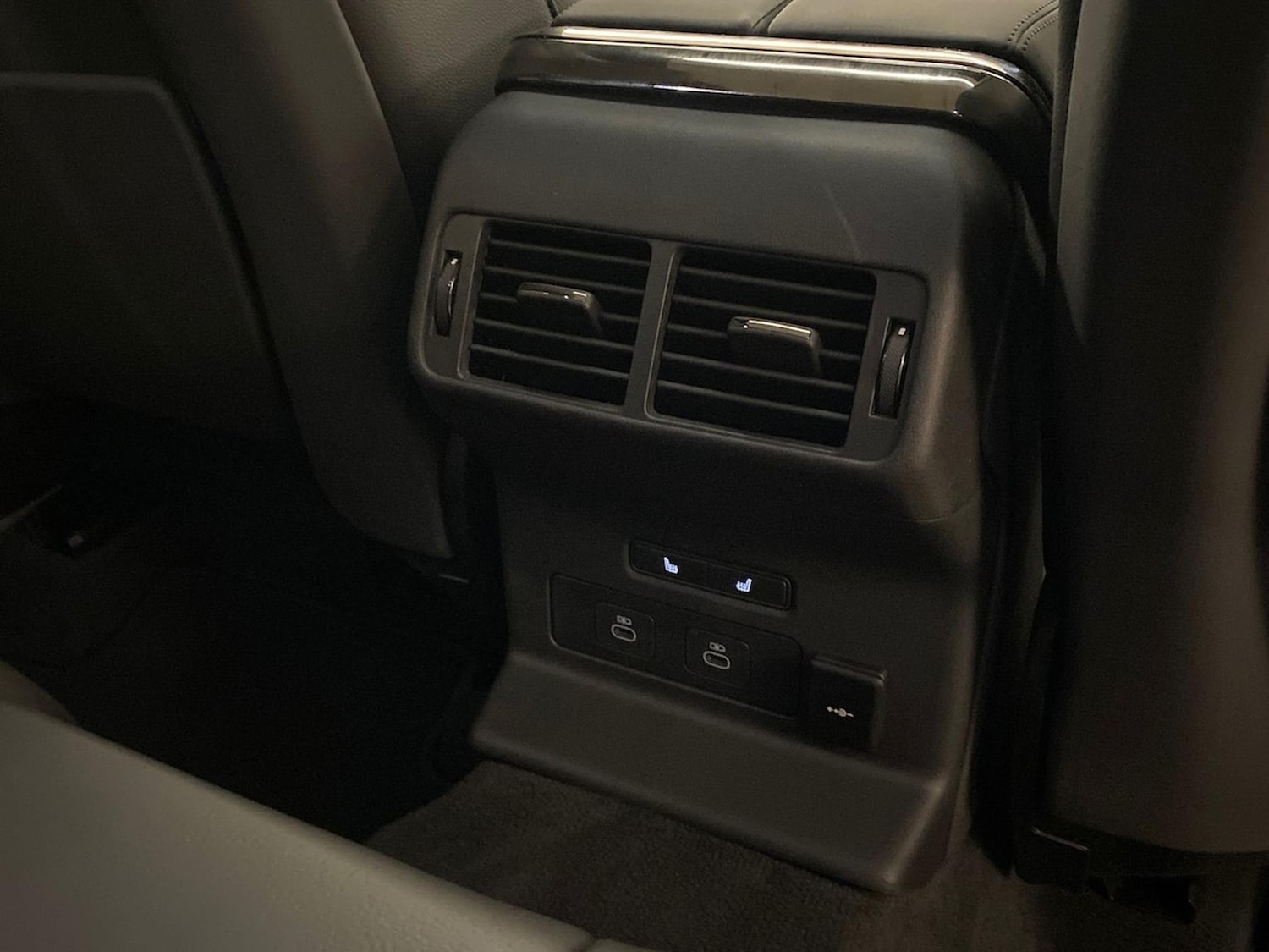 Used Land Rover Range Rover Velar 2025 for sale - 76583242: Photo 18