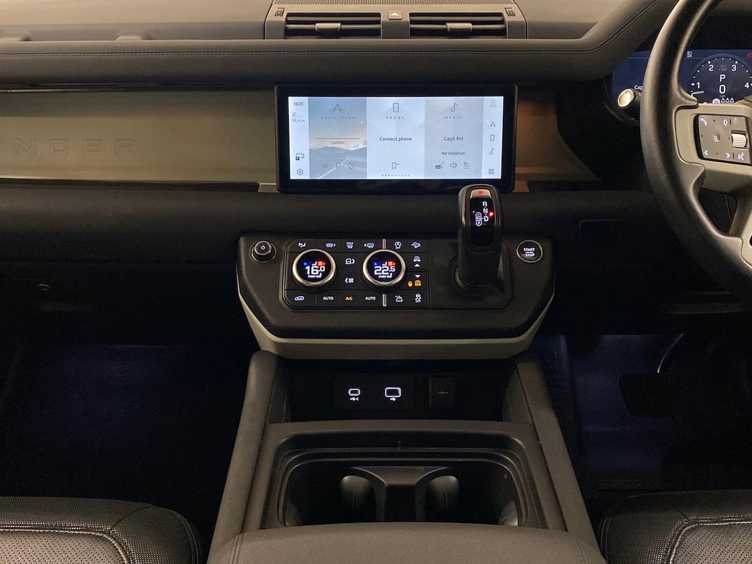 Used Land Rover Defender 2023 for sale - 76778308: Photo 14