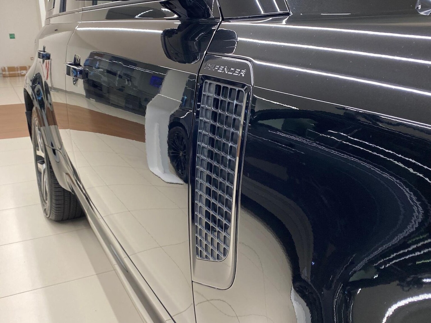 Used Land Rover Defender 2023 for sale - 76778308: Photo 35