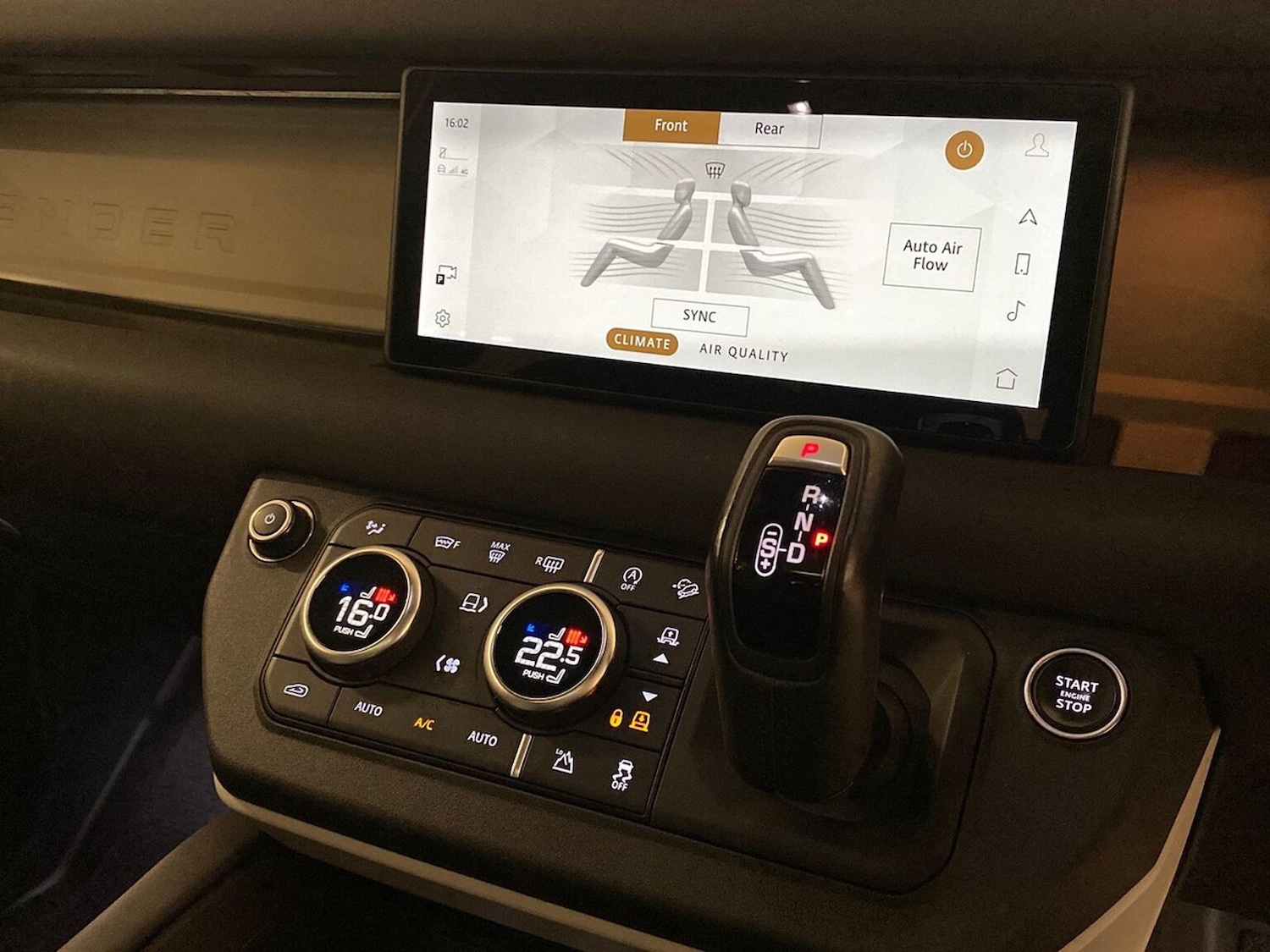 Used Land Rover Defender 2023 for sale - 76778308: Photo 42