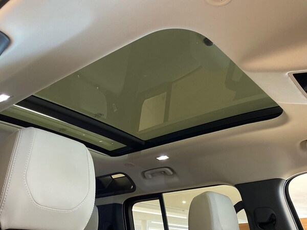 Used Land Rover Defender 2022 for sale - 76093602: Photo 21