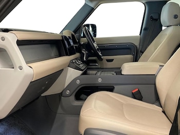 Used Land Rover Defender 2022 for sale - 76093602: Photo 3