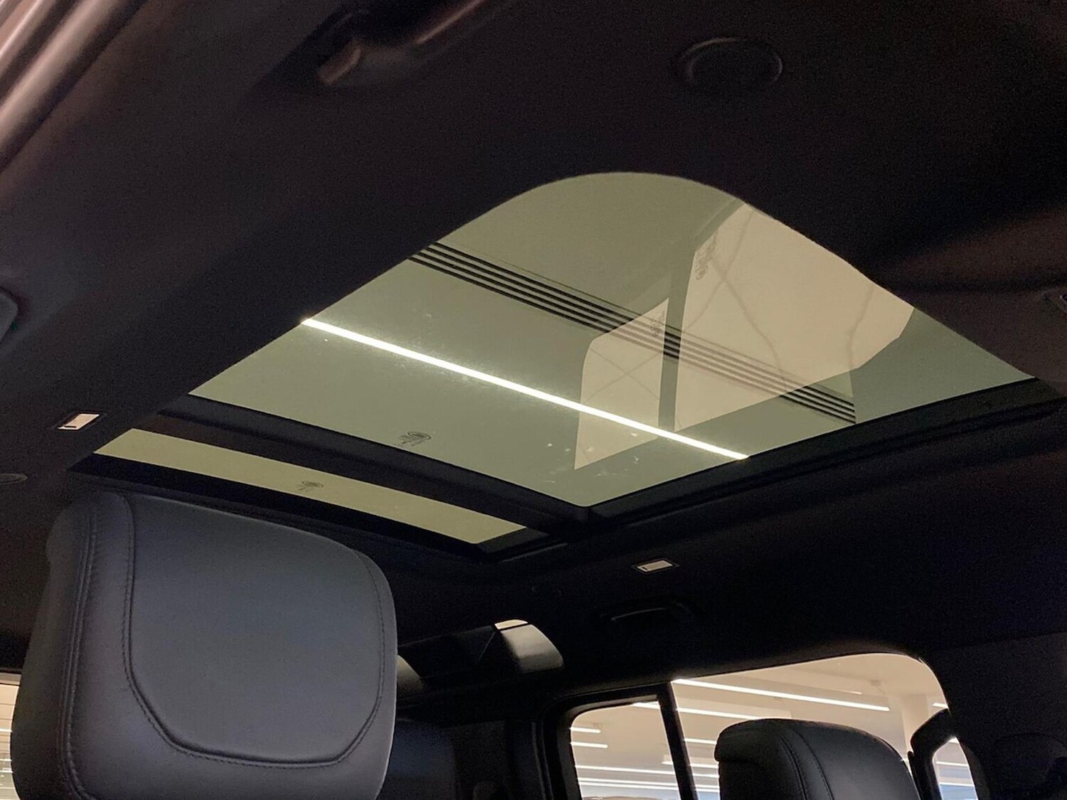 Used Land Rover Defender 2024 for sale - 77489466: Photo 21