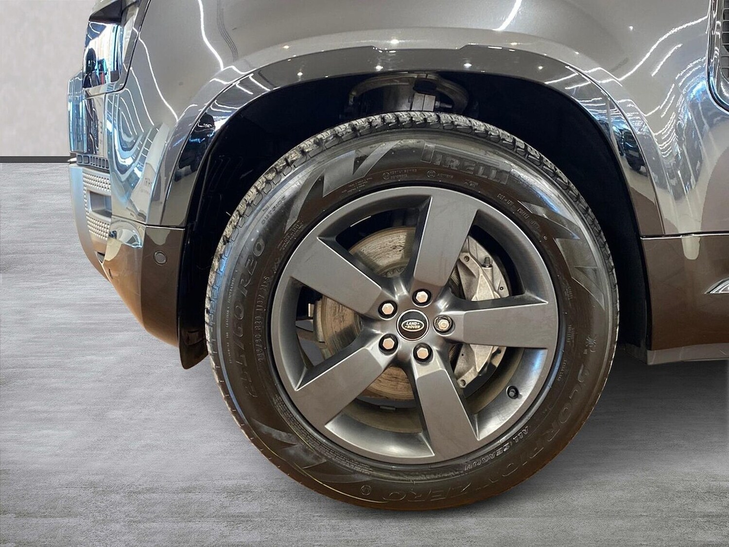 Used Land Rover Defender 2024 for sale - 77489466: Photo 8