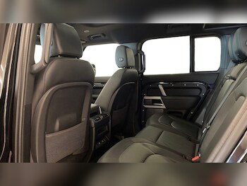 Used Land Rover Defender 2024 for sale - 78237962: Photo