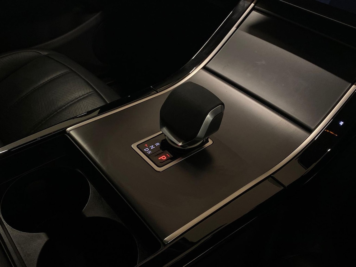 Used Land Rover Range Rover Evoque 2025 for sale - 76893310: Photo 13