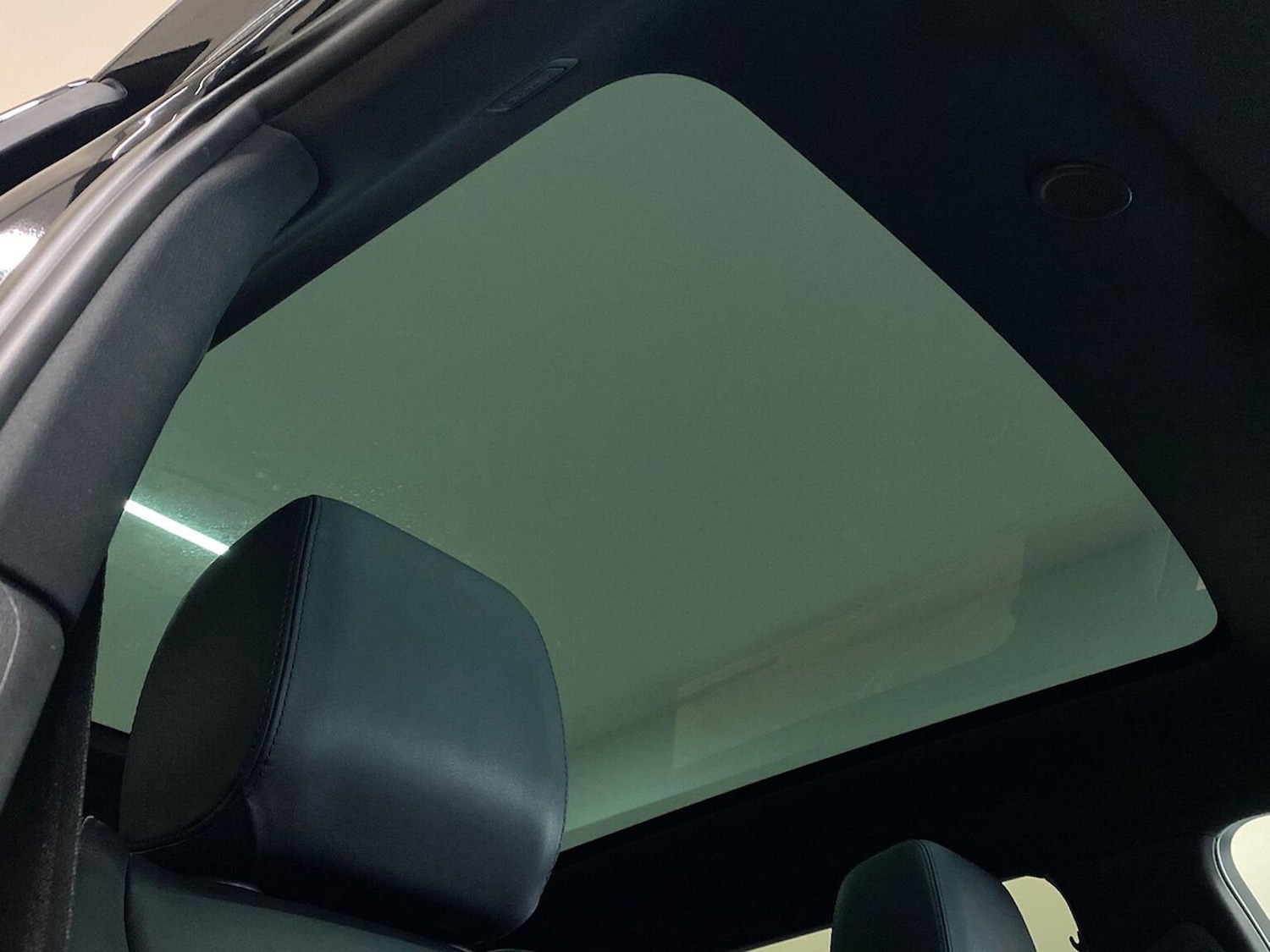 Used Land Rover Range Rover Evoque 2025 for sale - 76893310: Photo 21