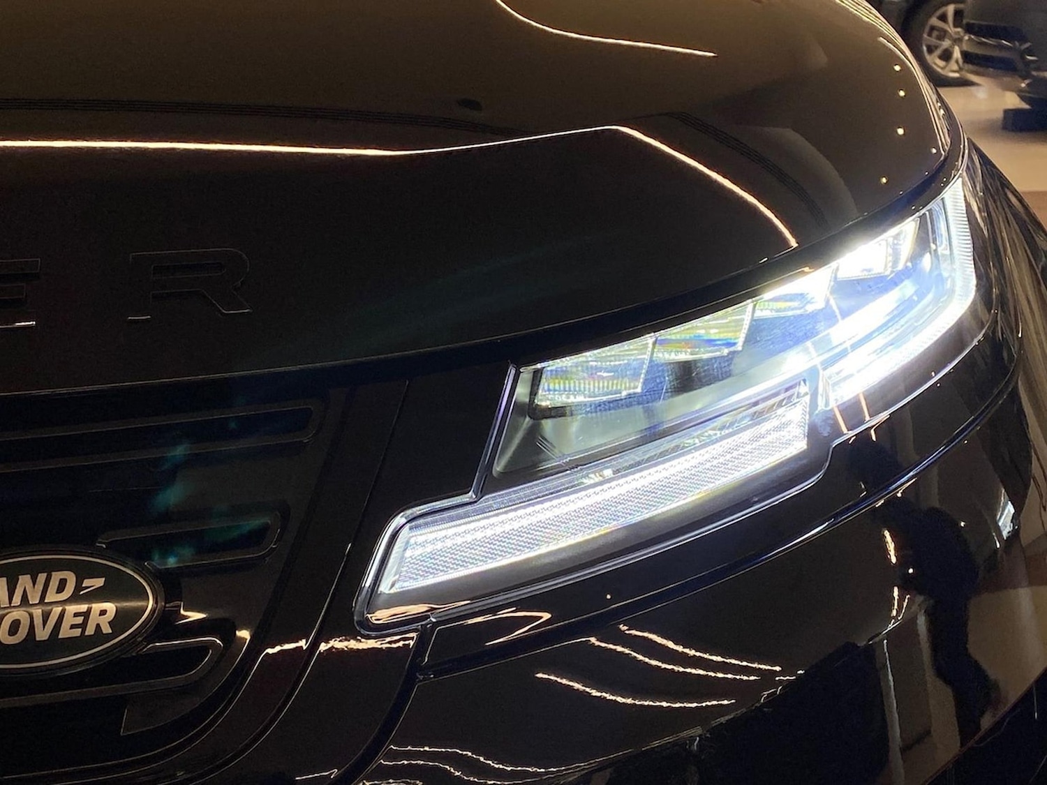 Used Land Rover Range Rover Evoque 2025 for sale - 76893310: Photo 33