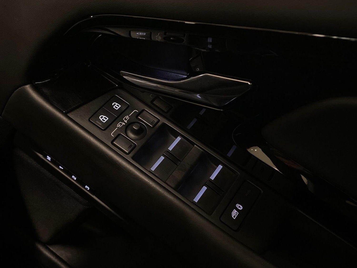 Used Land Rover Range Rover Evoque 2025 for sale - 76893310: Photo 39