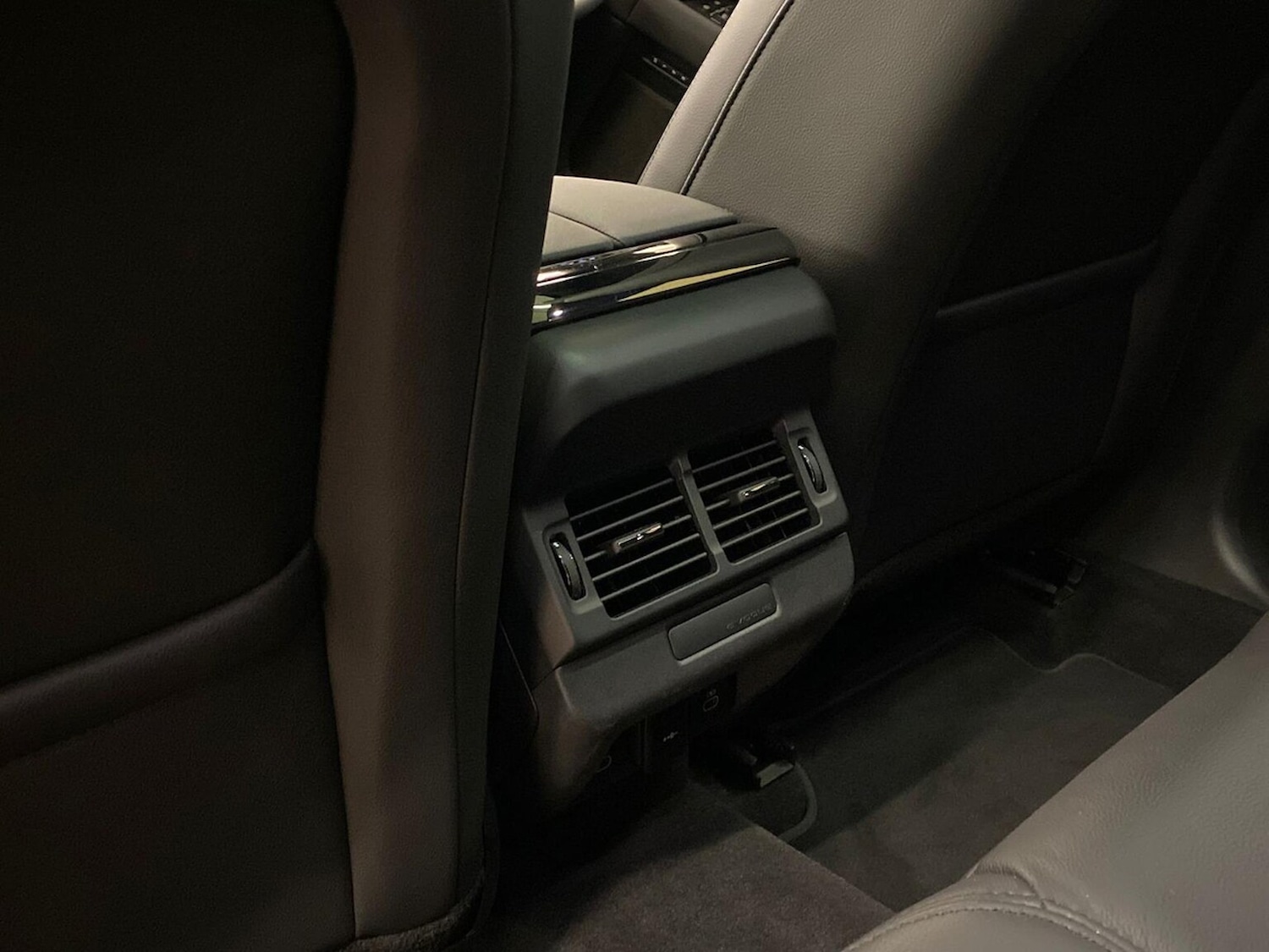 Used Land Rover Range Rover Evoque 2025 for sale - 76605540: Photo 18