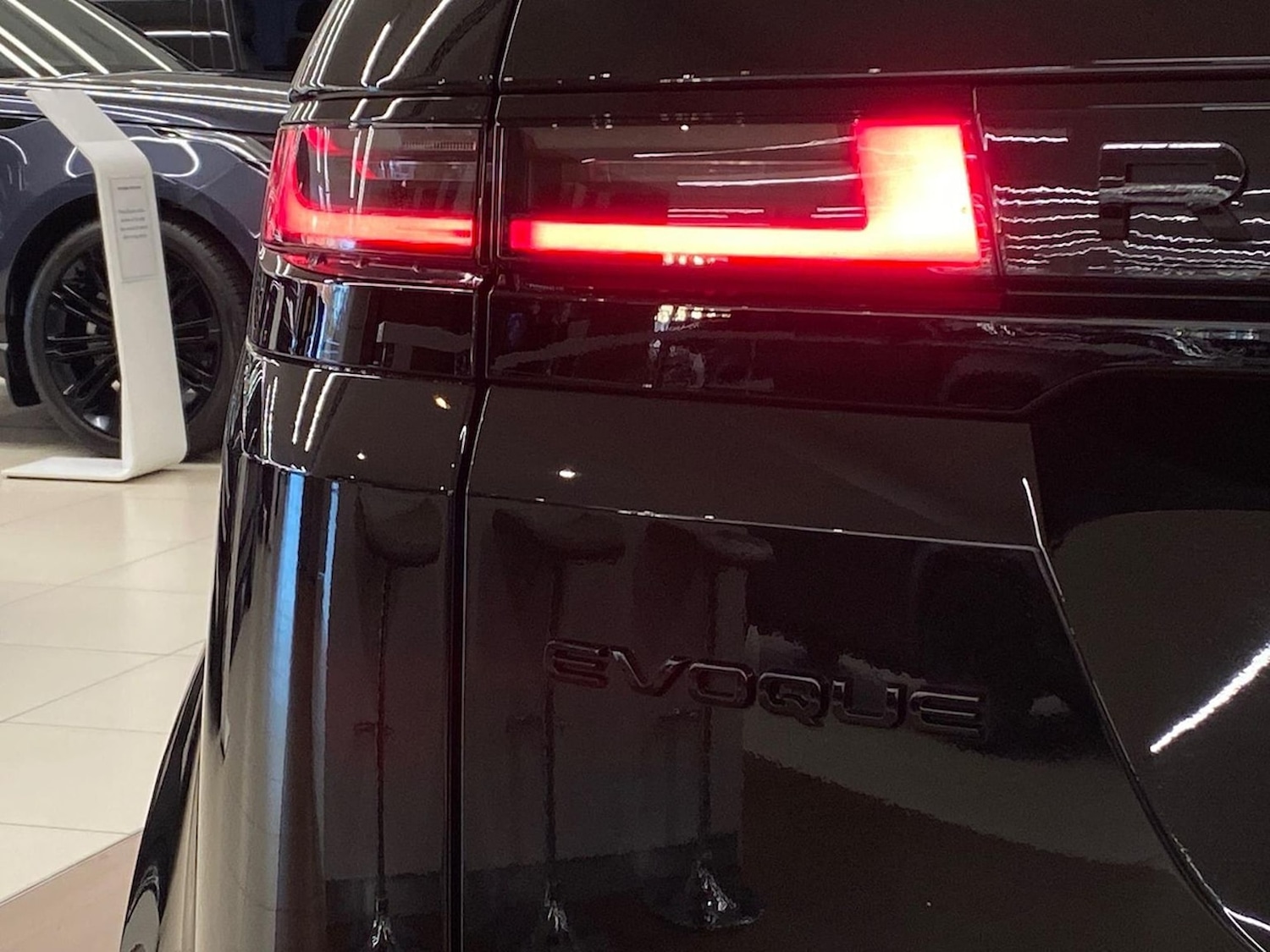 Used Land Rover Range Rover Evoque 2025 for sale - 76605540: Photo 36