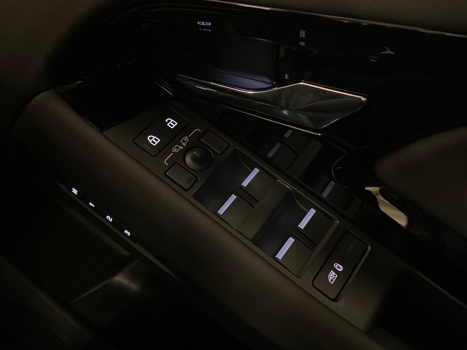 Used Land Rover Range Rover Evoque 2025 for sale - 76605540: Photo 39