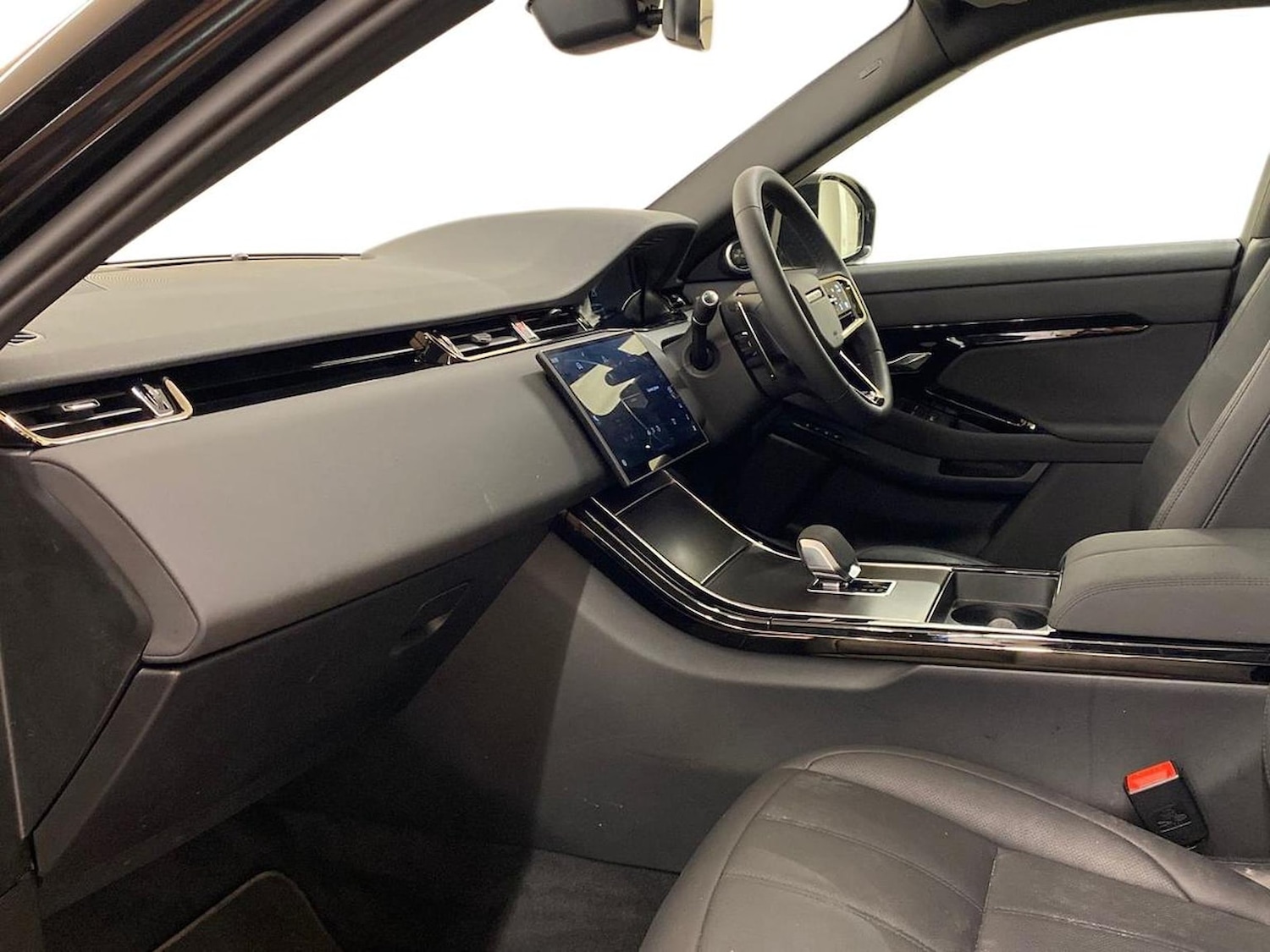 Used Land Rover Range Rover Evoque 2025 for sale - 78191557: Photo 5