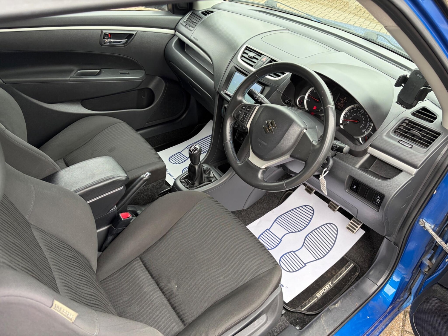 Used Suzuki Swift 2010 for sale - 77647492: Photo 18